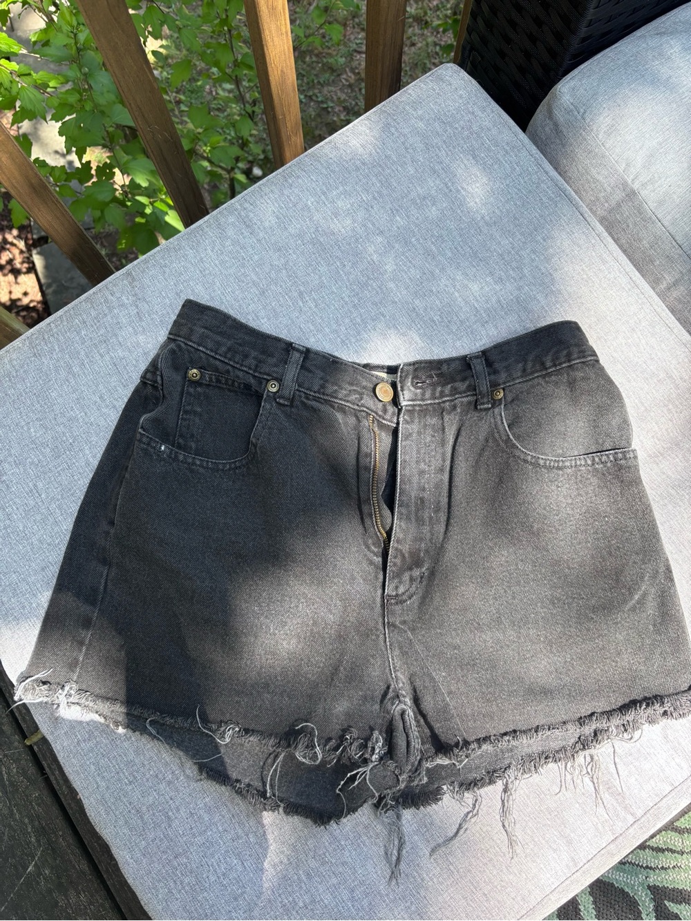Liz Claiborne Black Frayed Hem Denim Shorts